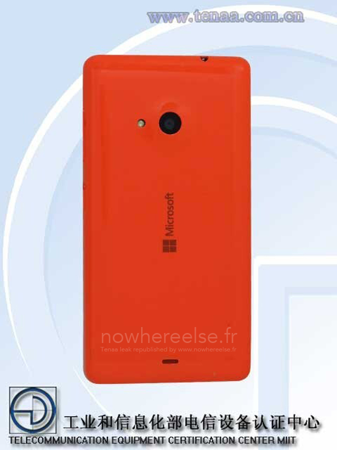 Microsoft-Lumia-RM-1090-02