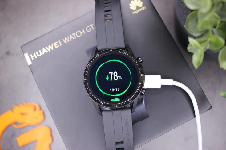 Huawei-Watch-GT-2-Battery-Charging-734x489